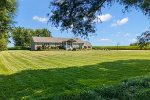 381 S 500 W, Valparaiso, IN 46385 - Photo 14