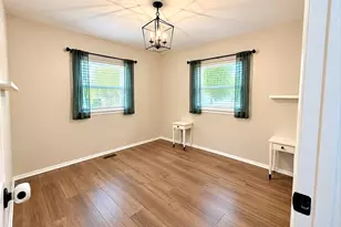 1514 E 33rd Ave, Hobart, IN 46342 - Photo 8