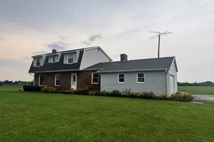 1010 W Amsler Rd, Rensselaer, IN 47978 - Photo 8