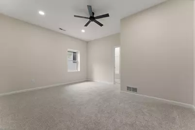 305 N Illinois Street, Wanatah, IN 46390 - Photo 10