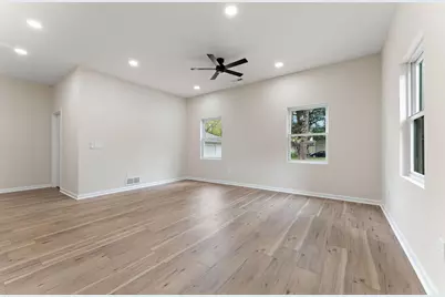 305 N Illinois Street, Wanatah, IN 46390 - Photo 6