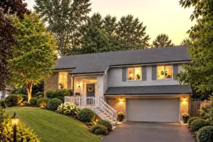 353 Devon Rd, Valparaiso, IN 46385 - Photo 2