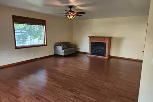 726 E Thompson St, Rensselaer, IN 47978 - Photo 10
