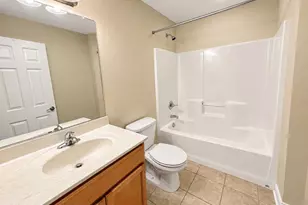 2328 Legend Cir, Chesterton, IN 46304 - Photo 12