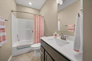 3207 Hilltop Rd, Valparaiso, IN 46385 - Photo 24