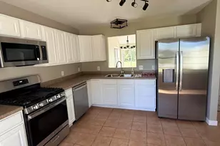 1630 Daisy St SE, Demotte, IN 46310 - Photo 6