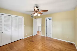 526 Cedar Ct, Munster, IN 46321 - Photo 16