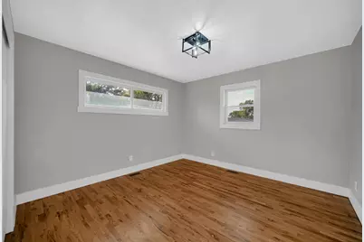 5650 Adams Court, Merrillville, IN 46410 - Photo 10