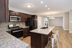 955 W 200 N, La Porte, IN 46350 - Photo 10