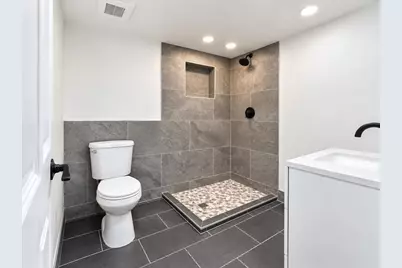 360 Radcliff Drive, Valparaiso, IN 46383 - Photo 24