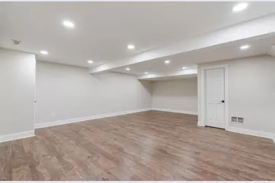 360 Radcliff Drive, Valparaiso, IN 46383 - Photo 26