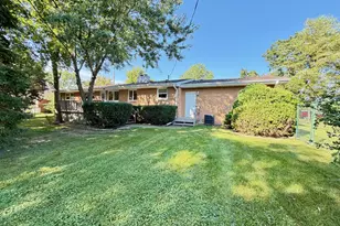 1904 Linden Dr, Valparaiso, IN 46383 - Photo 22