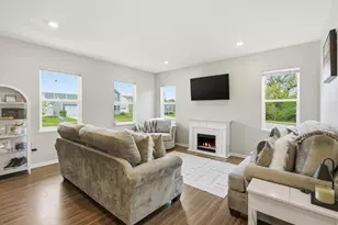 17811 Creek View Ct, Lowell, IN 46356 - Photo 8