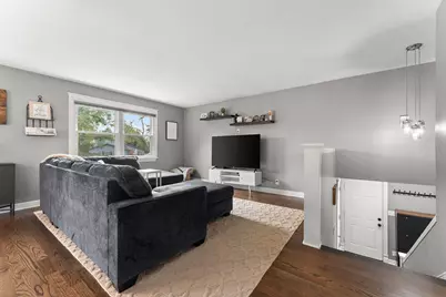 301 Primrose Circle, Chesterton, IN 46304 - Photo 4