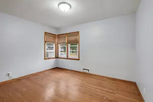 305 Dupage St, Michigan City, IN 46360 - Photo 14