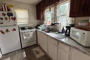 412 N Lincoln St, Morocco, IN 47963 - Photo 8