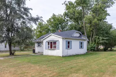 412 N Lincoln Street, Morocco, IN 47963 - Photo 2