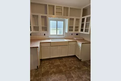 106 W Washington Street, Kentland, IN 47951 - Photo 2