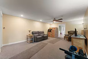 29 Woodruft Dr, Valparaiso, IN 46385 - Photo 32