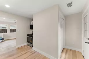110 S Union St, Crown Point, IN 46307 - Photo 10