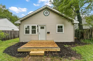 110 S Union St, Crown Point, IN 46307 - Photo 1