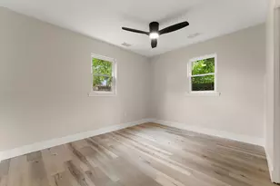 110 S Union St, Crown Point, IN 46307 - Photo 12
