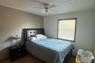 809 Capitol Dr, Hobart, IN 46342 - Photo 12