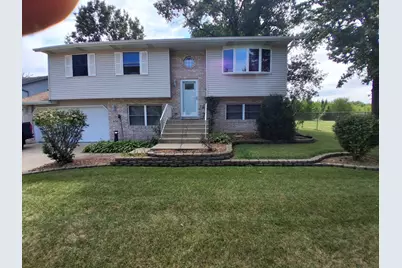 809 Capitol Drive, Hobart, IN 46342 - Photo 2