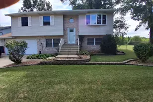 809 Capitol Dr, Hobart, IN 46342 - Photo 2