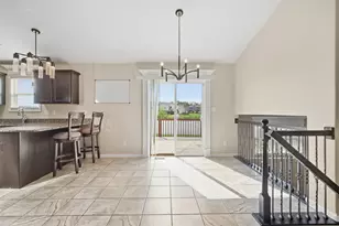 6828 Wallace St, Merrillville, IN 46410 - Photo 6