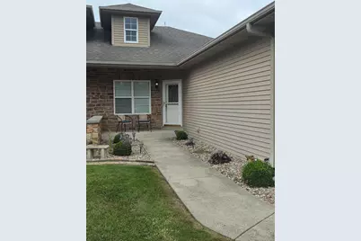 530 Cochran Drive, Crown Point, IN 46307 - Photo 2