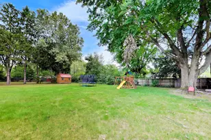 210 Lawndale Pl, Michigan City, IN 46360 - Photo 26
