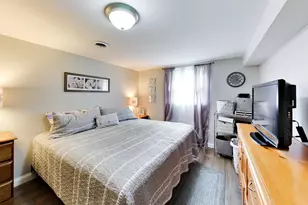 210 Lawndale Pl, Michigan City, IN 46360 - Photo 10