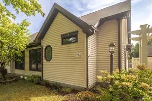 3706 Crosby Dr, Valparaiso, IN 46383 - Photo 2