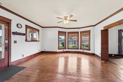 506 W 11th Street, La Porte, IN 46350 - Photo 6