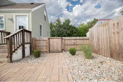 822 E Jefferson Avenue, La Porte, IN 46350 - Photo 14