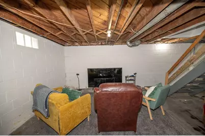 822 E Jefferson Avenue, La Porte, IN 46350 - Photo 62