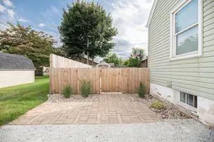 822 E Jefferson Ave, La Porte, IN 46350 - Photo 18