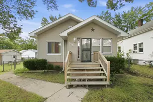 715 Fairfield Ave, Michigan City, IN 46360 - Photo 1