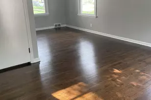 7519 Maplewood Ave, Hammond, IN 46324 - Photo 6