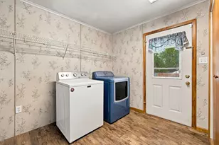 825 Carnation St SE, Demotte, IN 46310 - Photo 18