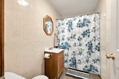 825 Carnation Street SE, Demotte, IN 46310 - Photo 22