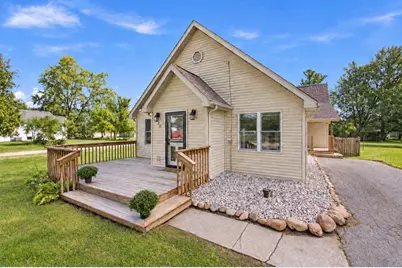 825 Carnation Street SE, Demotte, IN 46310 - Photo 2