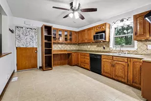 1101 A St, La Porte, IN 46350 - Photo 8