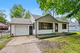 1101 A St, La Porte, IN 46350 - Photo 2