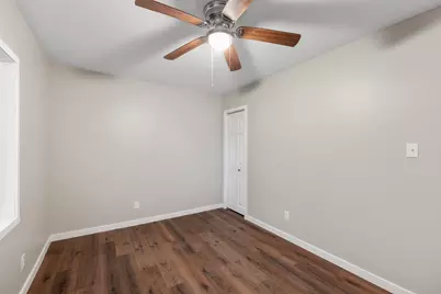 528 Circle Drive, La Porte, IN 46350 - Photo 18