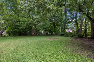 528 Circle Dr, La Porte, IN 46350 - Photo 2