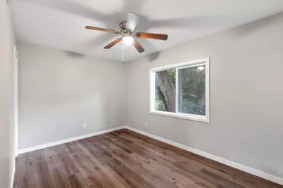 528 Circle Drive, La Porte, IN 46350 - Photo 8