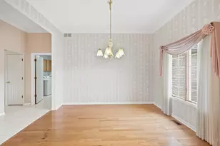 2636 Lancelot Ln, Dyer, IN 46311 - Photo 14