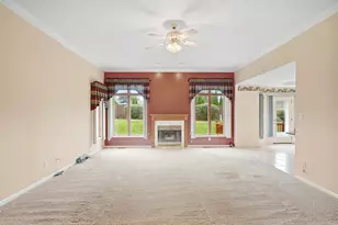 2636 Lancelot Ln, Dyer, IN 46311 - Photo 10
